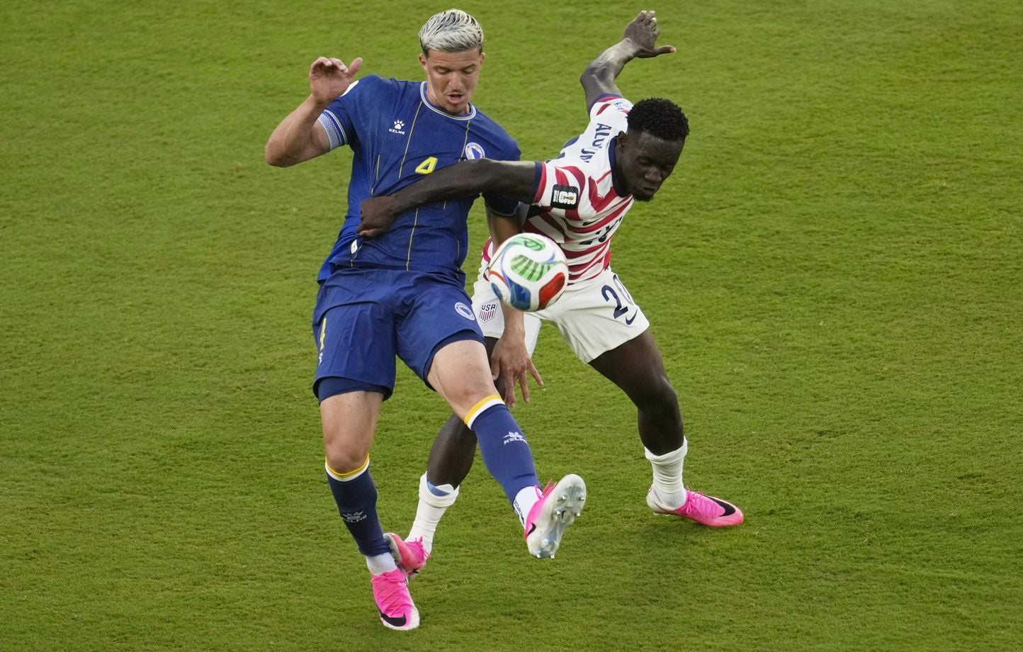 Bélgica lista para actuar si Balogun juega… El gobierno paraguayo condena la salida de Celeste Amarilla… Bélgica lista para actuar si Balogun juega… El gobierno paraguayo condena la salida de Celeste Amarilla…